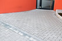 Gew Pflasterung 060
